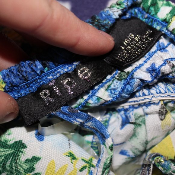 Floral Dress - Picture 8 of 8